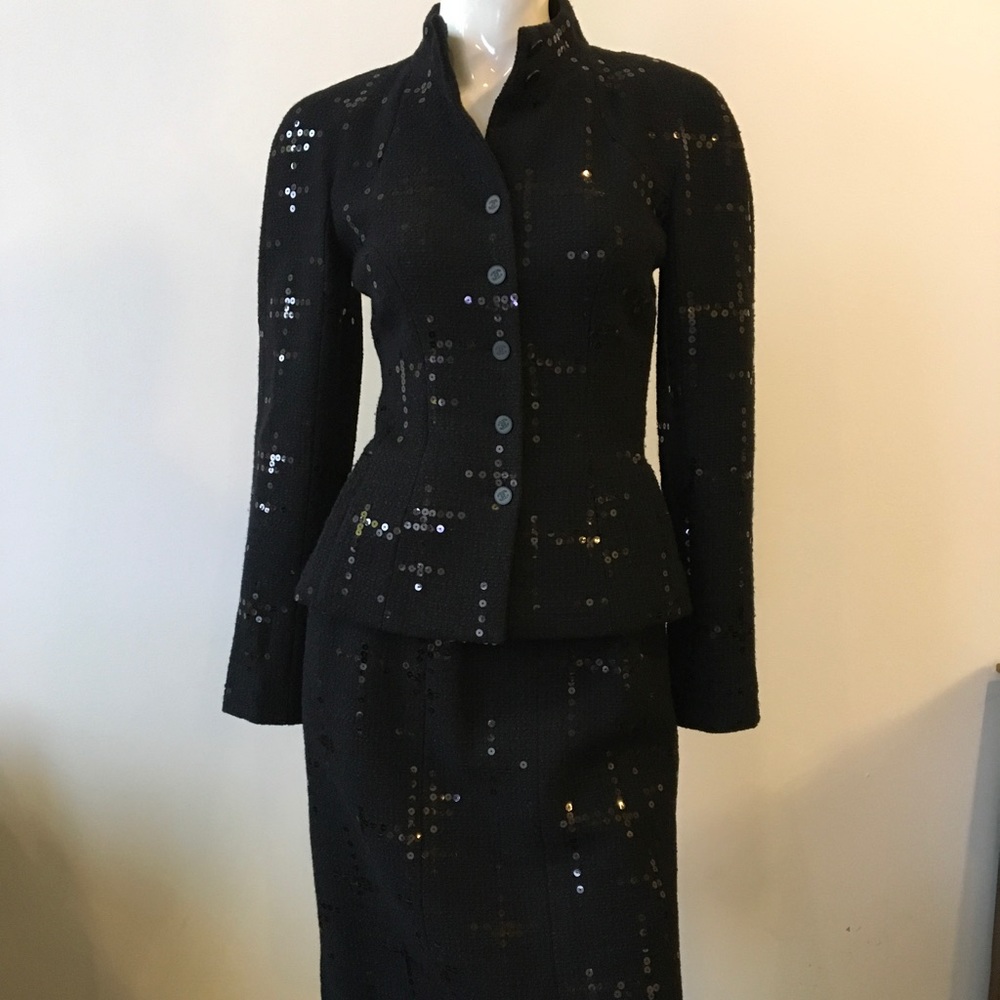 SOLD Chanel Sequin Suit French size 38 - Picture 4 of 16
